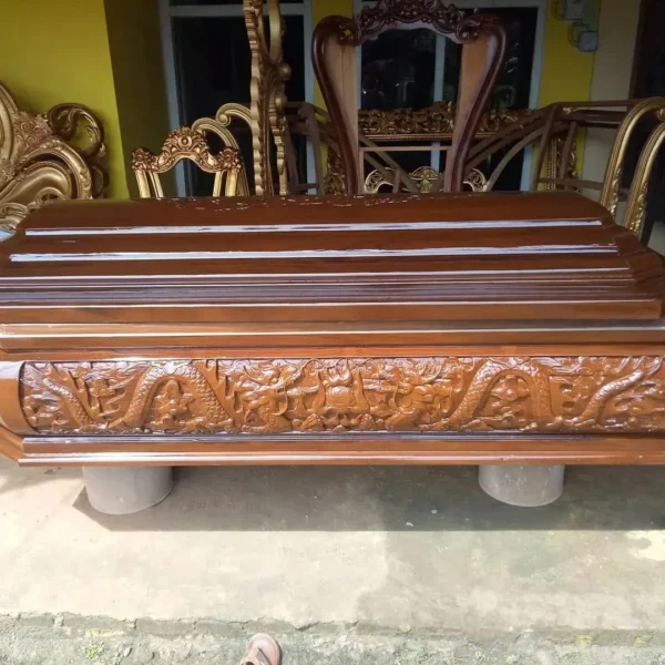 IMG 20230208 125836 110 - Peti Mati Kayu Jati Ukiran Naga – Simbol Kekuatan dan Kehormatan Terakhir