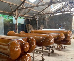 @topangmasgroup R%E2%A4%93Download 6 300x248 - Peti Siupan Kayu Jati Solid – Model Hidung Baby Surabaya, No 10 / No 23